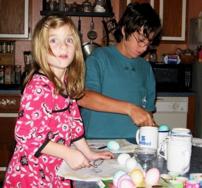Dying Easter Eggs 2008